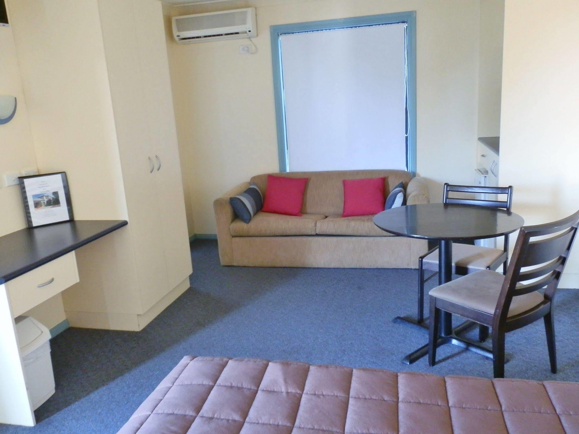 Narrabri Motel And Caravan Park Kültér fotó